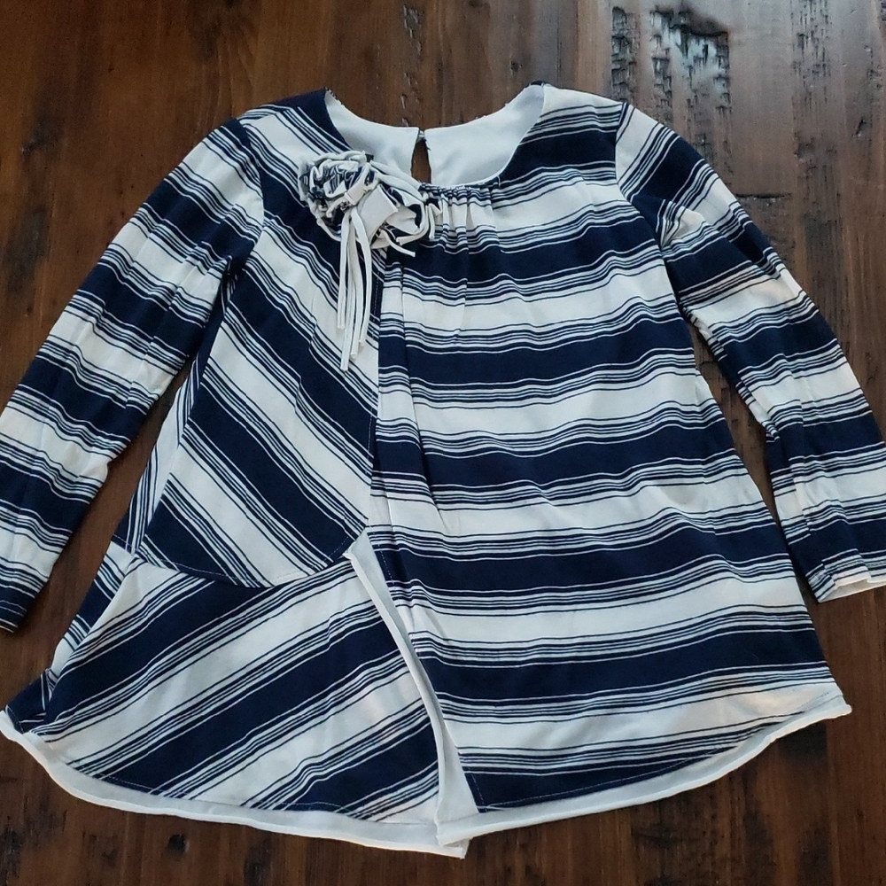 Isobella & Chloe Striped Navy and White Girl's Top Size 5